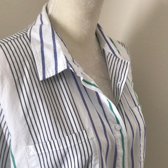 ☀️Jaclyn Smith Button Down Top - Picture 3 of 8